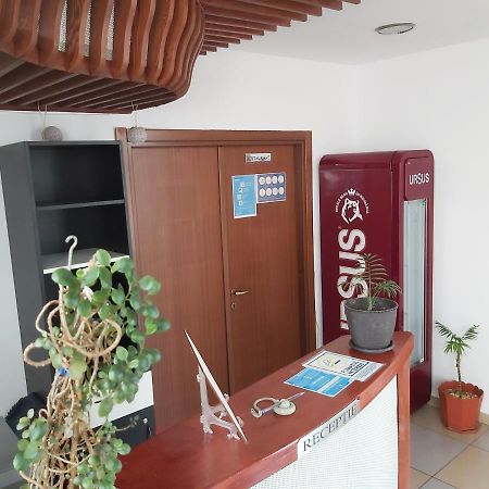 Hotel River Târgu Jiu Dış mekan fotoğraf