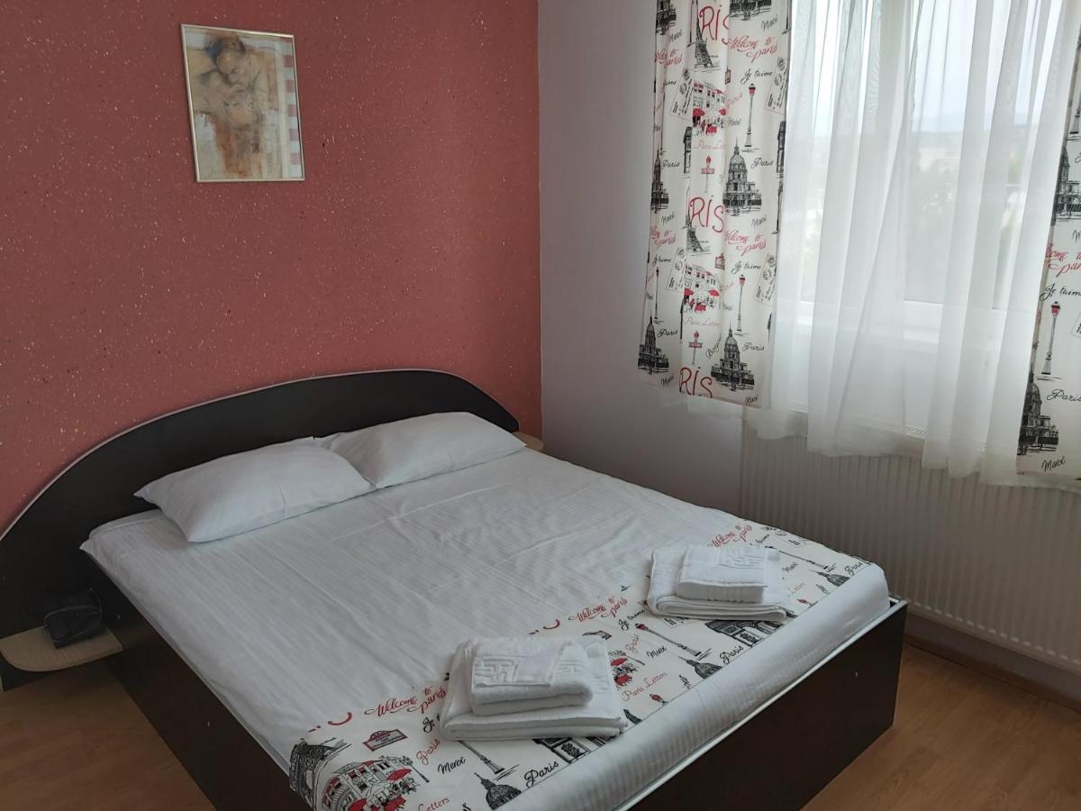 Hotel River Târgu Jiu Dış mekan fotoğraf